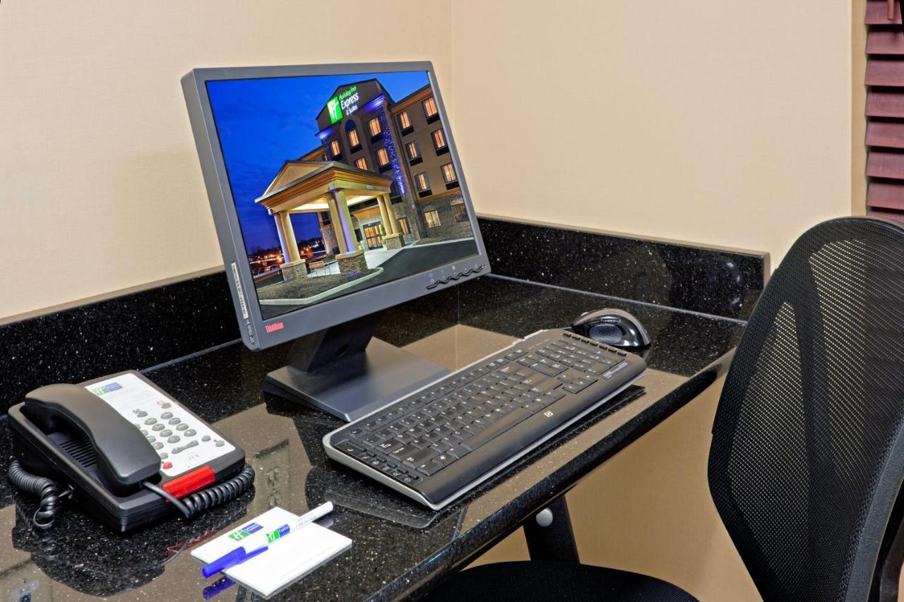 Holiday Inn Express Hotel & Suites Syracuse North Airport Area By Ihg Cicero Exterior photo